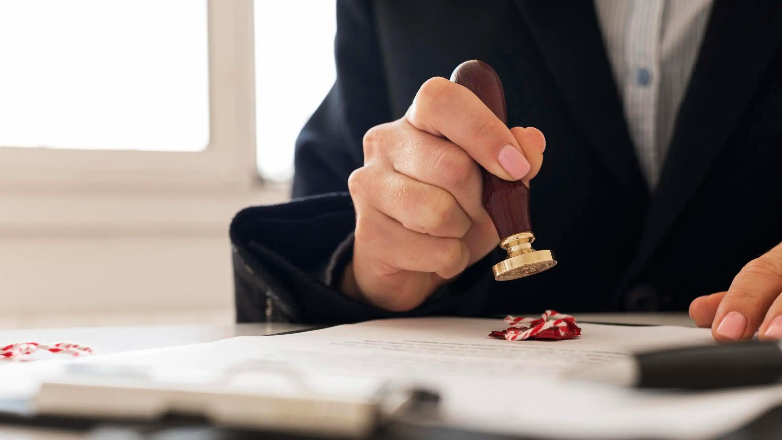 Coordinate Declaration Signatures Through Mobile Notary Professionals for Legal Paperwork